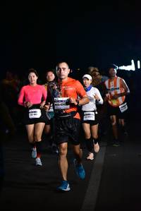 BIB: 424, 480
                            <button type="button" onclick="openModal(10111726)" class="btn btn-primary btn-sm float-right btn-popup" data-toggle="modal" data-target=".modal-high-quality">
                        <i class="fas fa-shopping-cart"></i> Add to Cart
                    </button>
                                            <button type="button" onclick="isThisMe(10111726, true)" class="btn btn-success btn-sm float-right btn-popup btn-isme hidden" data-toggle="tooltip" data-placement="bottom" title="นี่คือรูปของคุณใช่ไหม คลิกที่นี่เพื่อเอาเข้าอัลบั้ม">
                        <i class="fas fa-plus"></i> Add to album
                    </button>
                    <button type="button" onclick="isThisMe(10111726, false)" class="btn btn-warning btn-sm float-right btn-popup btn-isnotme hidden">
                        <i class="fas fa-ban"></i> Remove from album
                    </button>